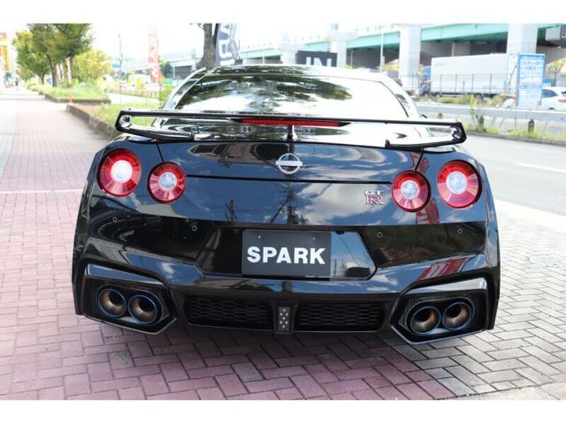 GT-R