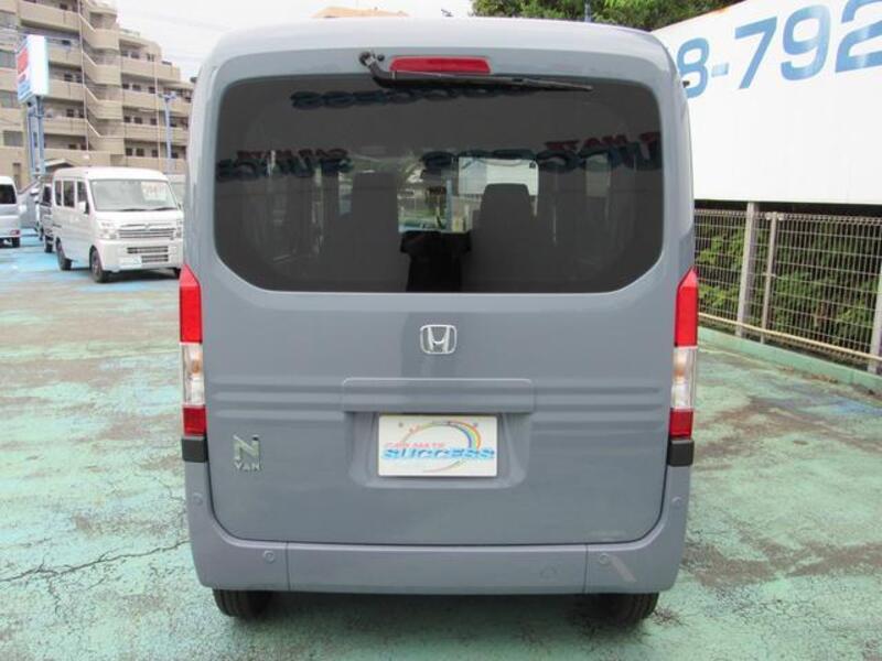 N-VAN