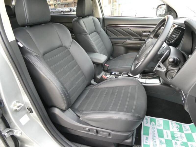 OUTLANDER PHEV