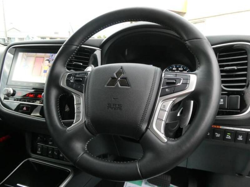 OUTLANDER PHEV
