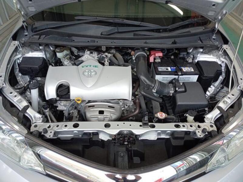 COROLLA AXIO