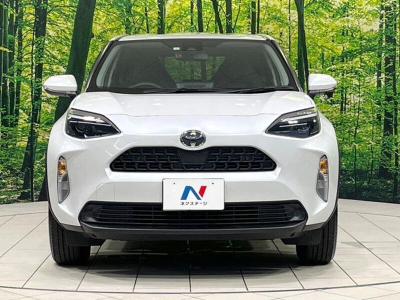 YARIS CROSS