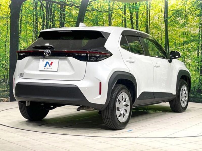 YARIS CROSS
