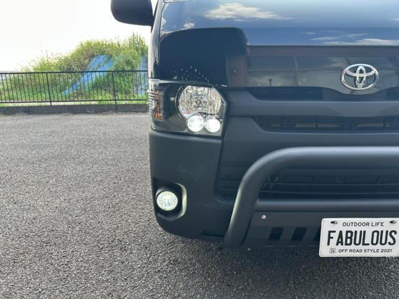HIACE VAN