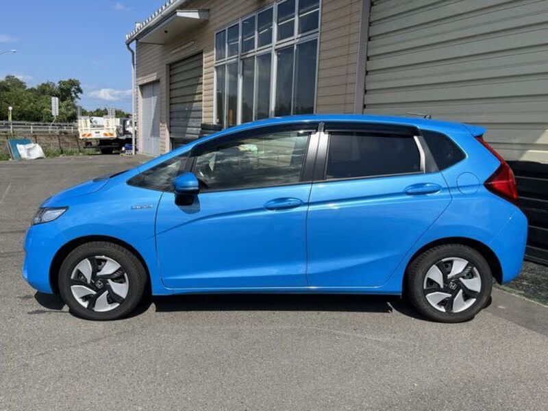 FIT HYBRID