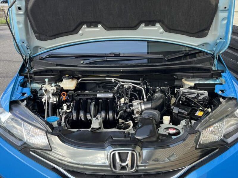 FIT HYBRID