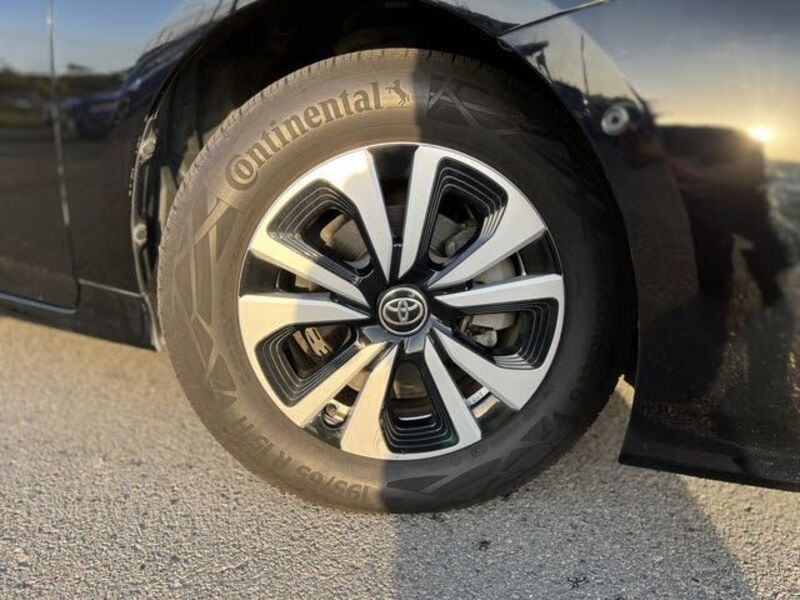 PRIUS PHV