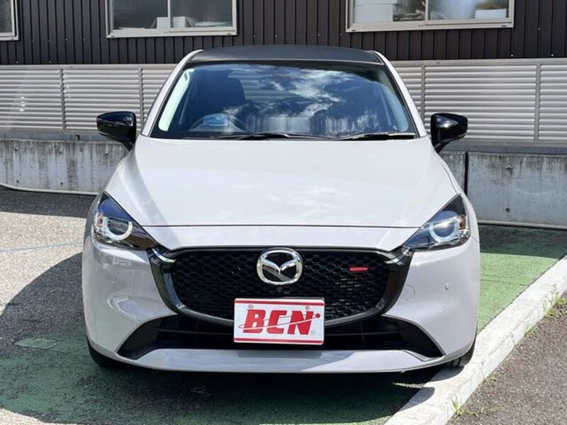 MAZDA2