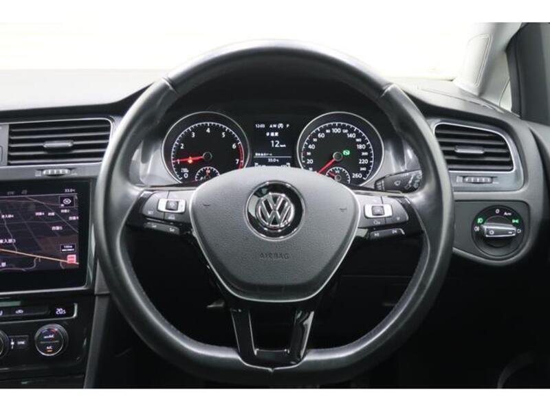 GOLF VARIANT