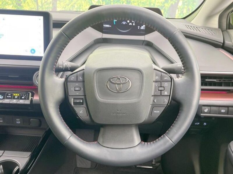 PRIUS PHV