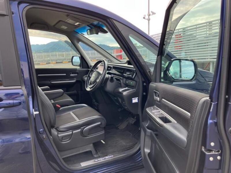 STEPWAGON SPADA