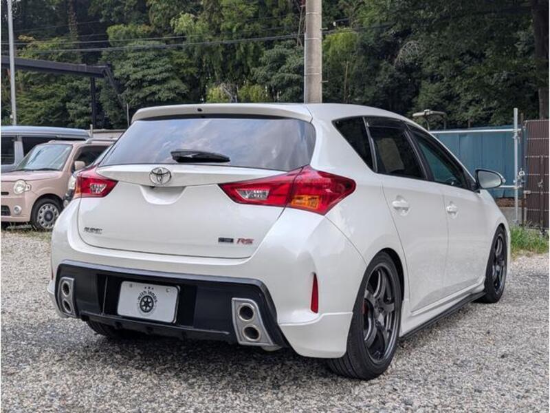AURIS