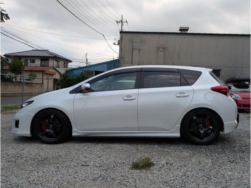 AURIS