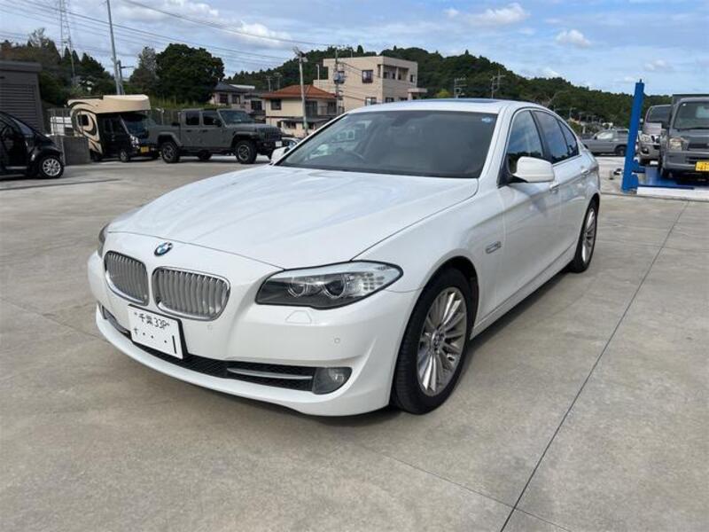 5 SERIES-0