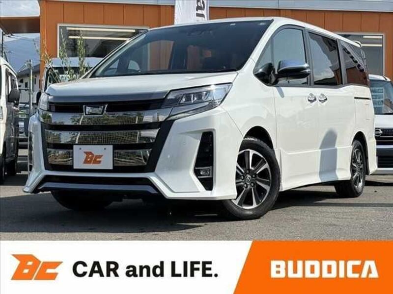 TOYOTA NOAH
