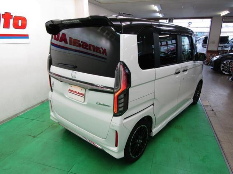 N BOX CUSTOM