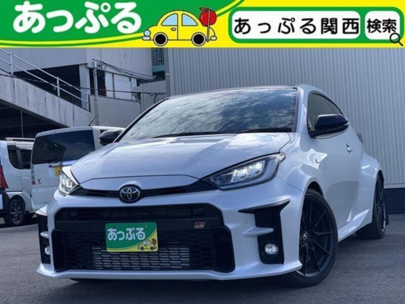 GR YARIS-0