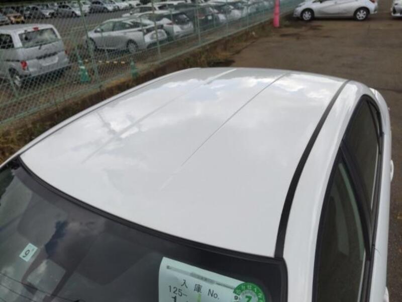 COROLLA AXIO