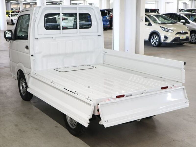 CLIPPER TRUCK