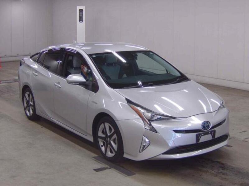 PRIUS-0