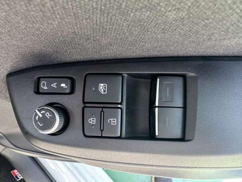 GR YARIS