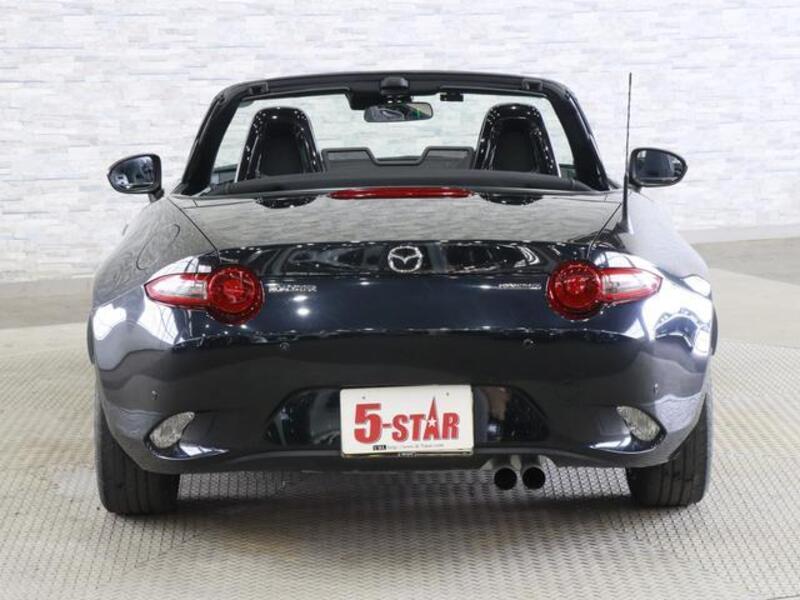 ROADSTER
