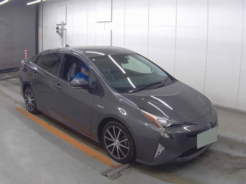 PRIUS-0
