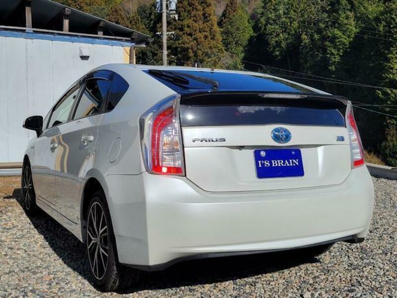 PRIUS-5