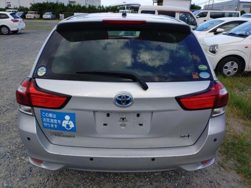 COROLLA FIELDER