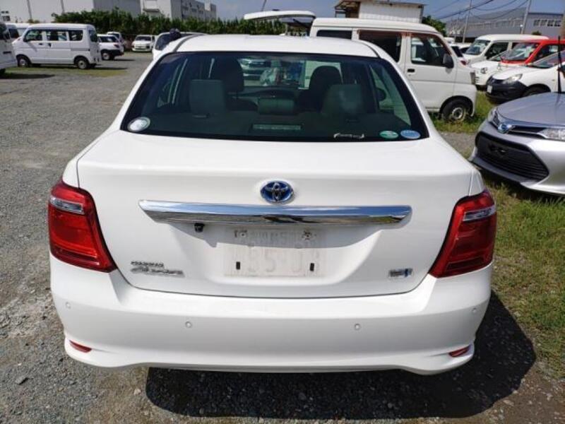 COROLLA AXIO