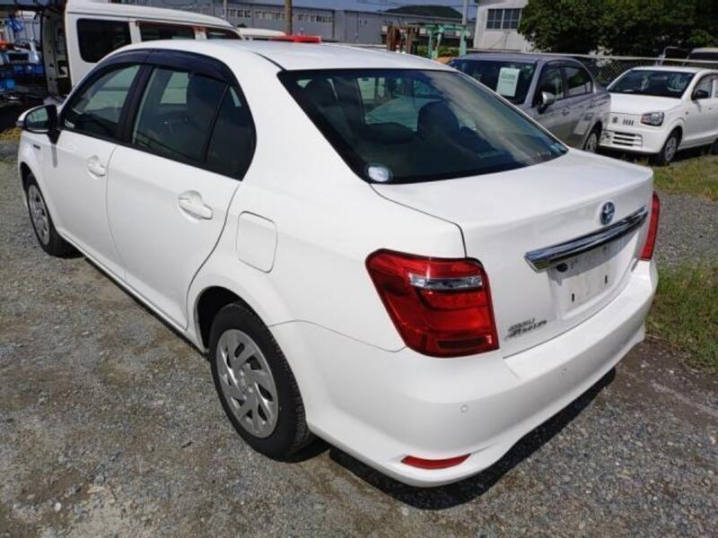 COROLLA AXIO