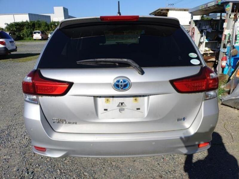 COROLLA FIELDER