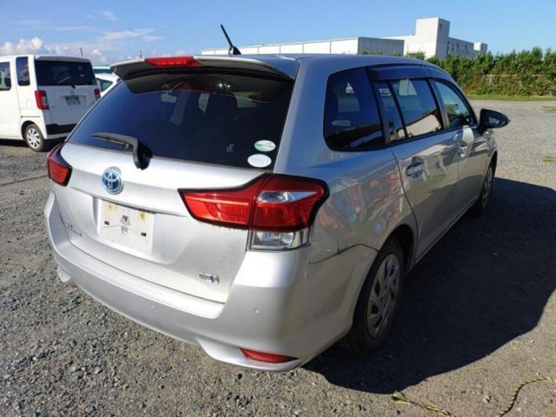 COROLLA FIELDER