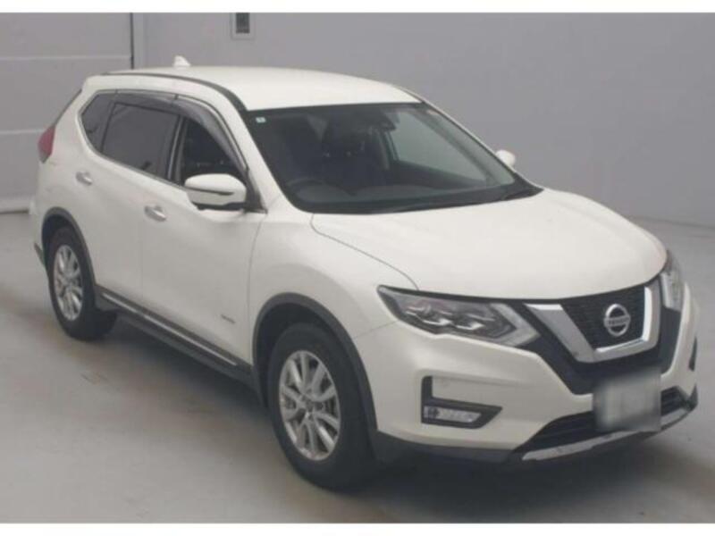 X-TRAIL