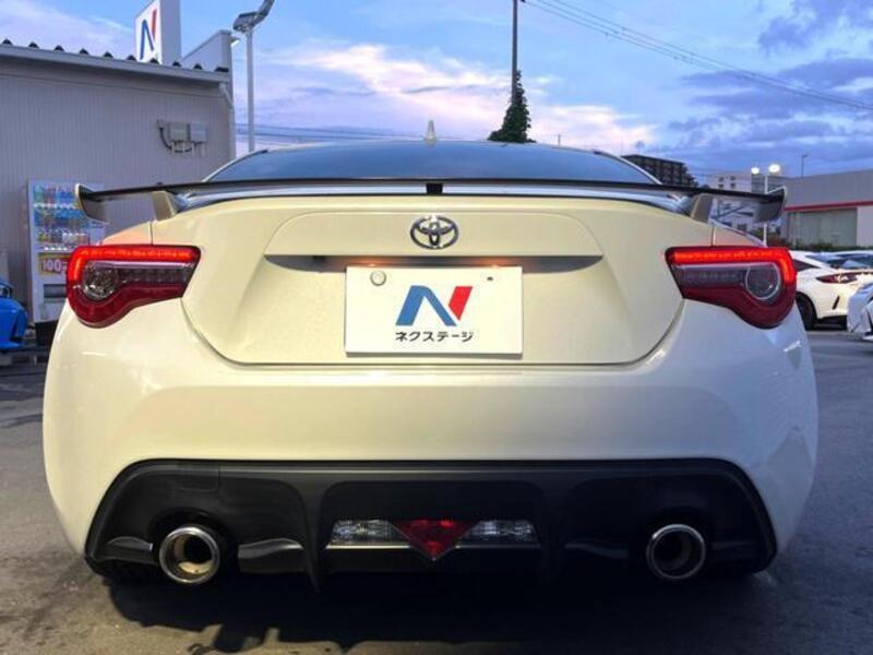 86