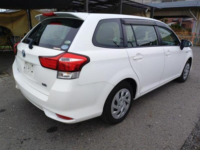 COROLLA FIELDER