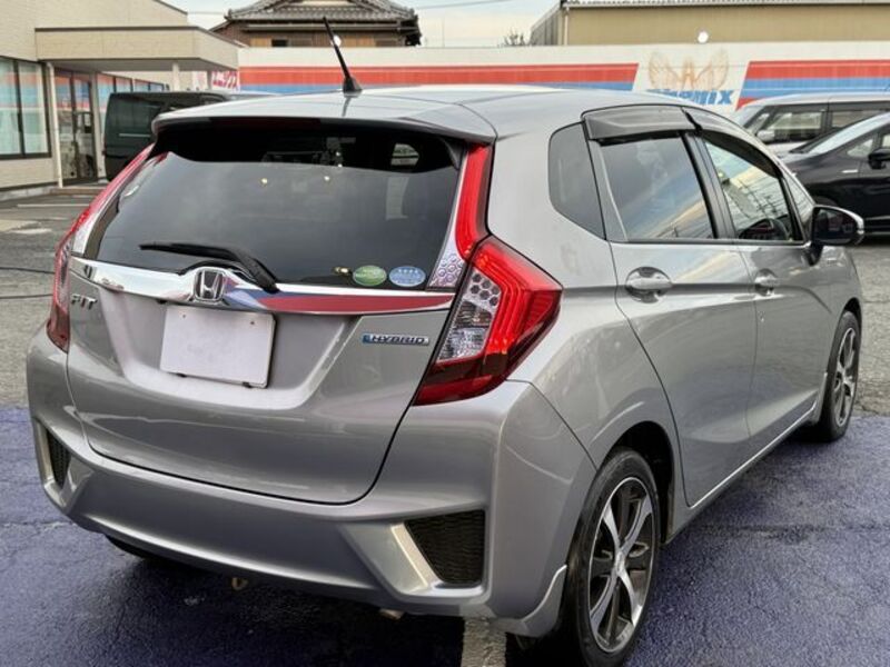 FIT HYBRID