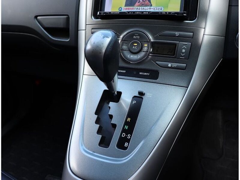 AURIS