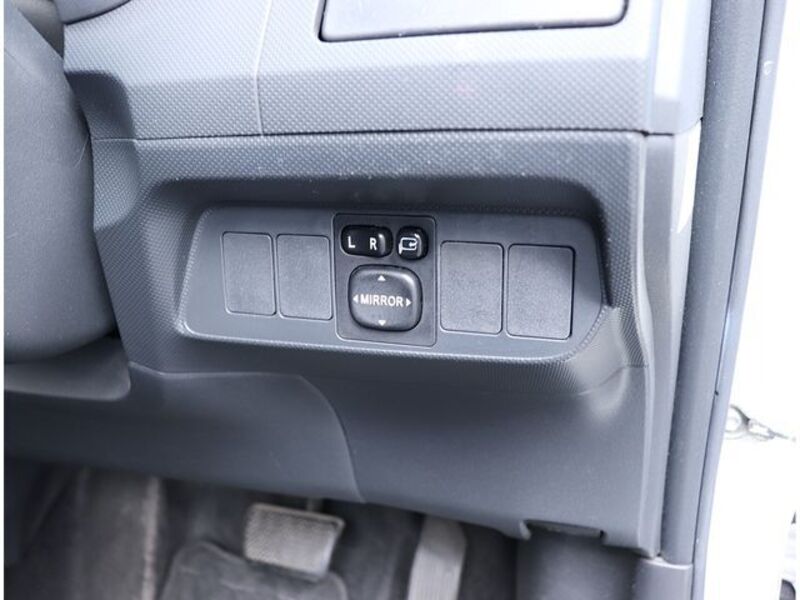AURIS