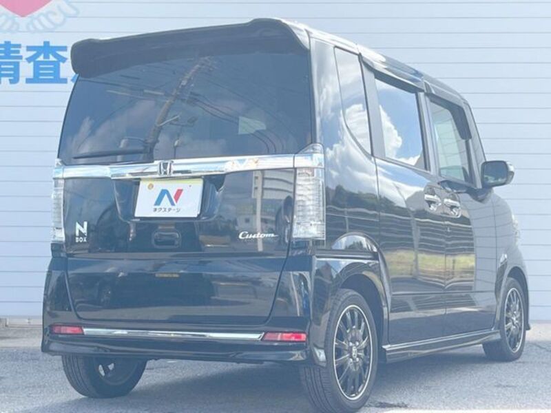 N BOX CUSTOM
