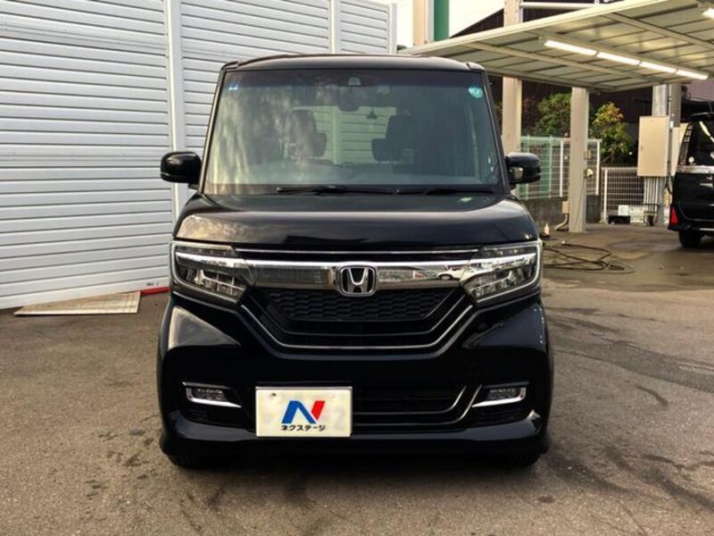 N BOX CUSTOM