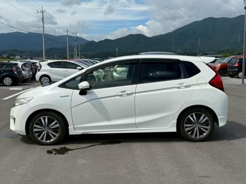 FIT HYBRID