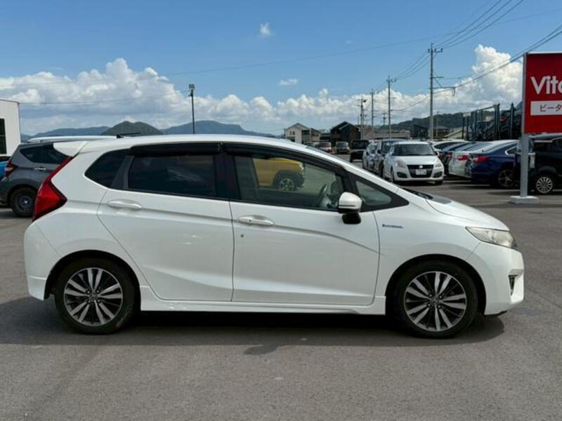 FIT HYBRID