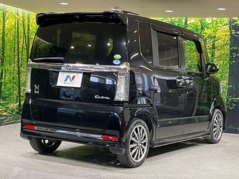 N BOX CUSTOM