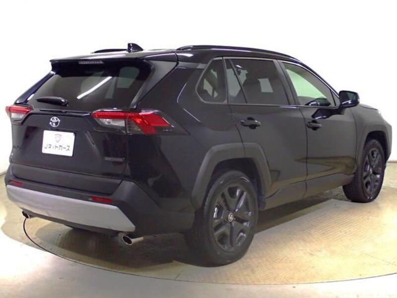 RAV4