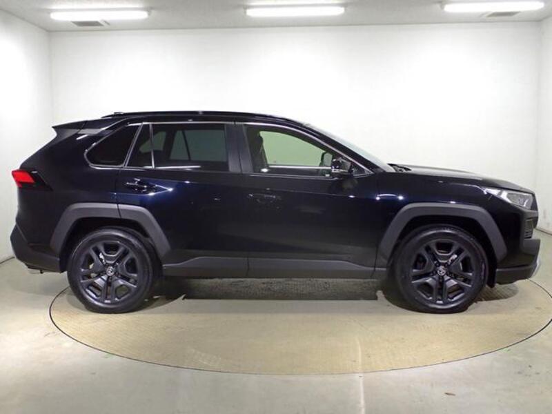 RAV4