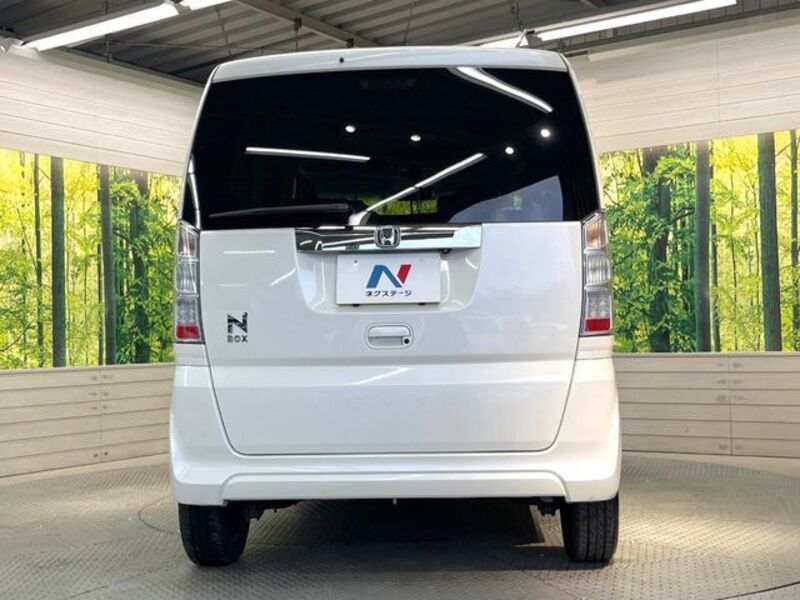 N BOX