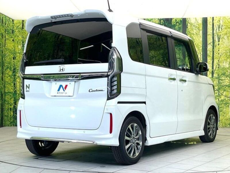 N BOX CUSTOM