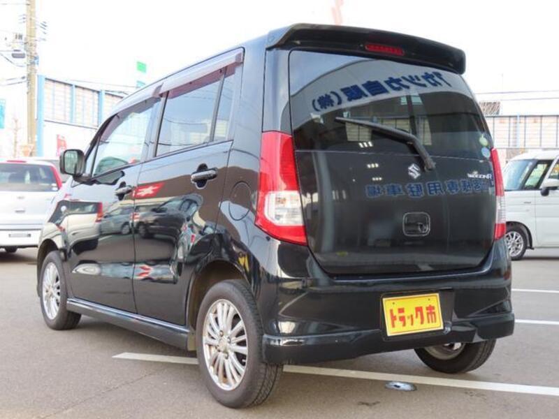 WAGON R