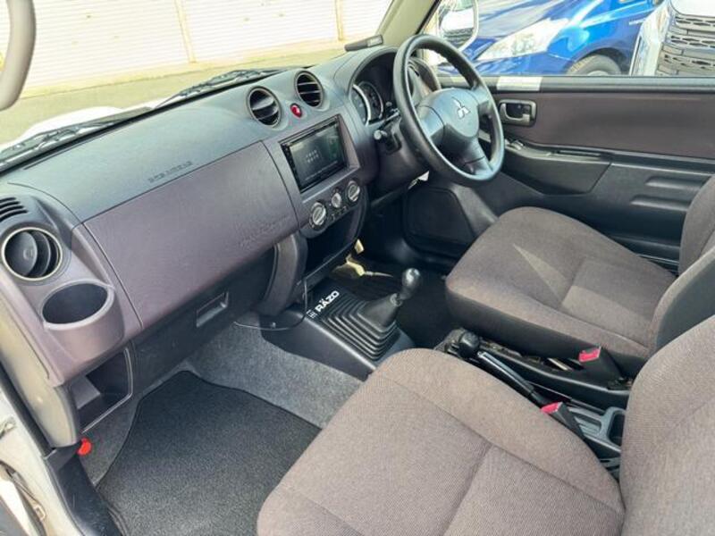 PAJERO MINI